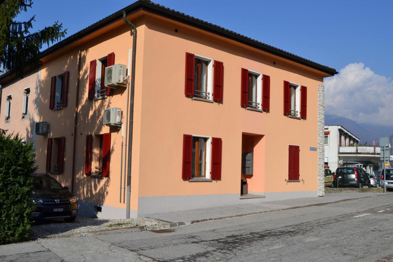 Casa Yoghi Hotel Cadenazzo Buitenkant foto
